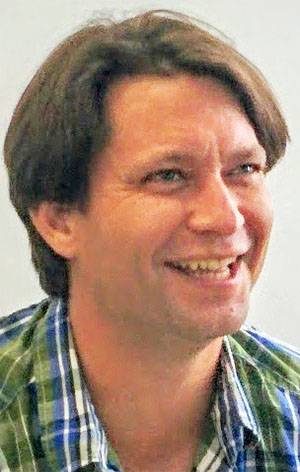 Портрет Эшли Вэнс