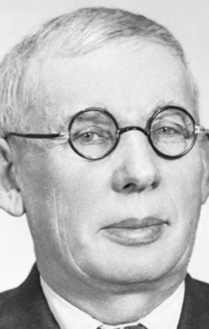 Портрет Александр Волков