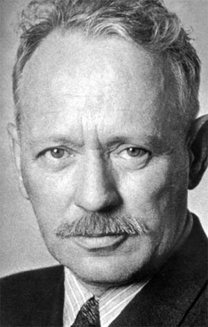 Портрет Михаил Шолохов