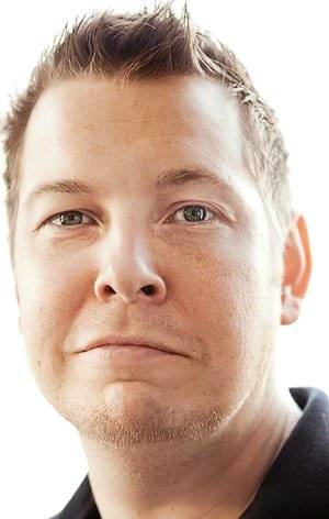 Портрет Фредрик Бакман